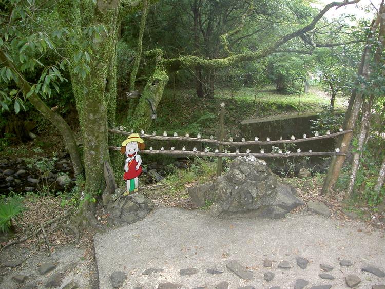 トトロのバス停 - 愛媛西方圏ブログ