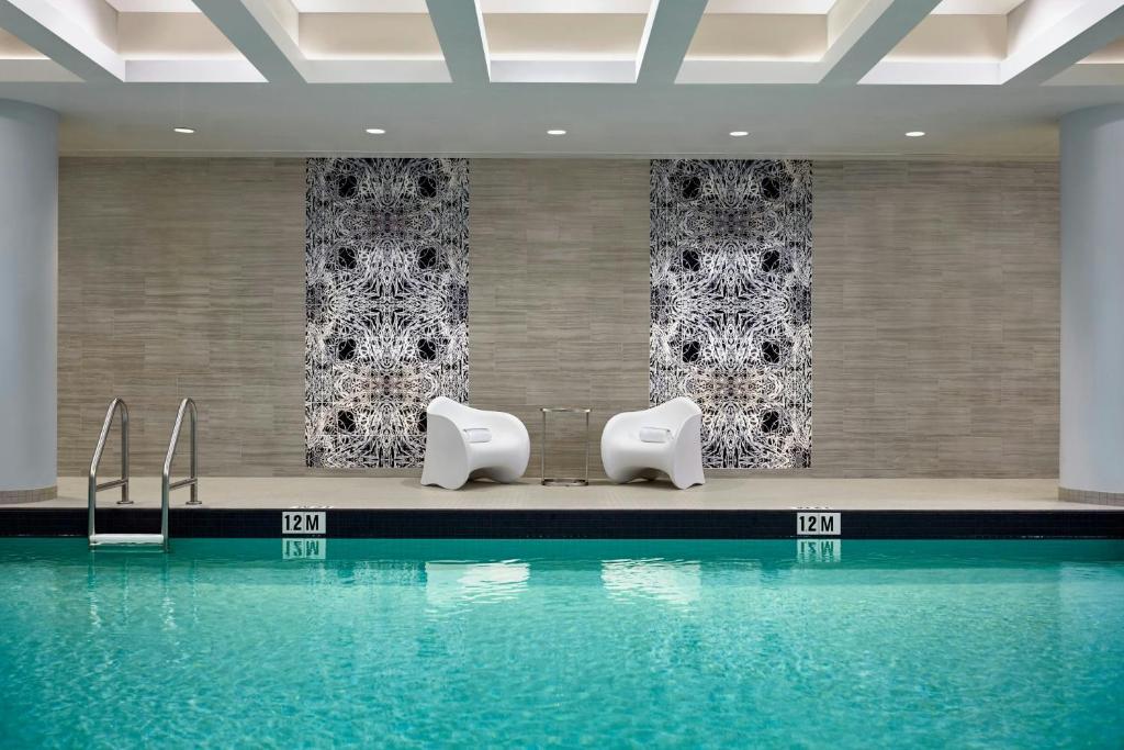 スーパー 8 カルガリー