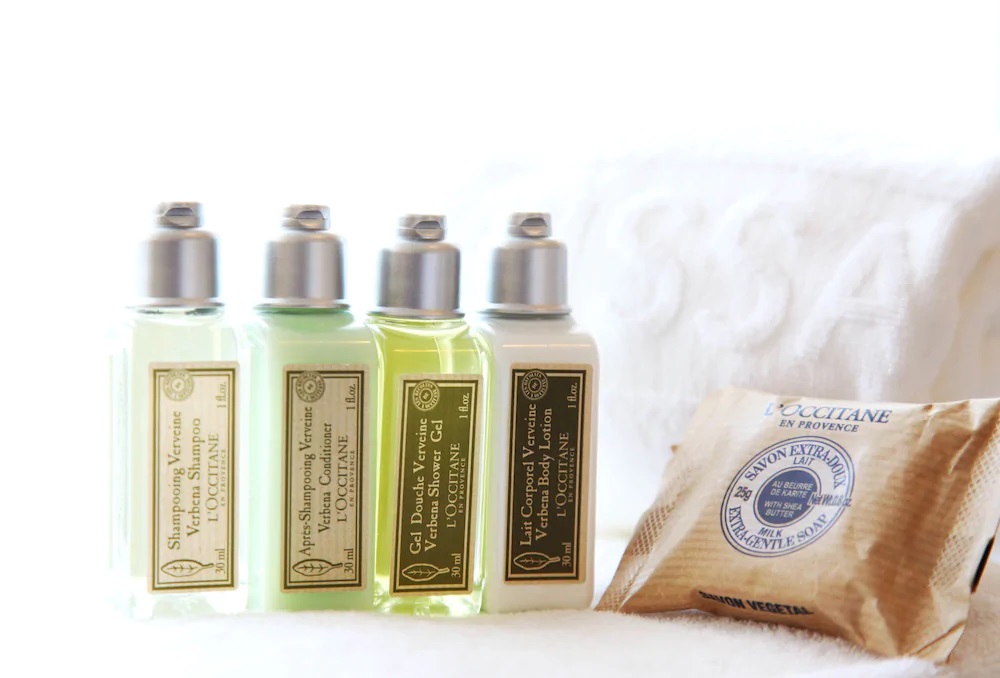 ホテルのアメニティの持ち帰りってミニボトルとかはいいの？これを知ってるともう迷わない！Something Plus