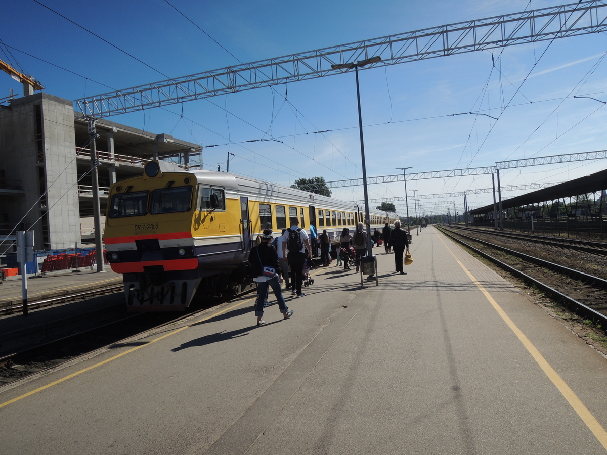 ポーランドの新幹線 EIP の運行路線、チケット、運賃、乗車方法