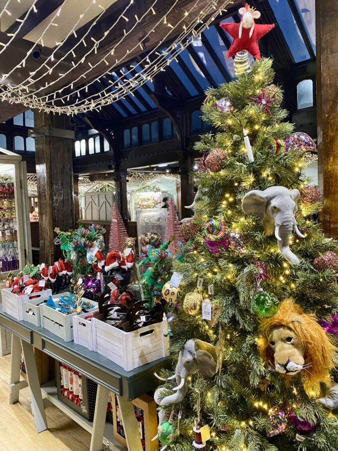 冬ならではのロンドンを満喫！ イルミ、マーケット、遊園地でクリスマスを巡る旅