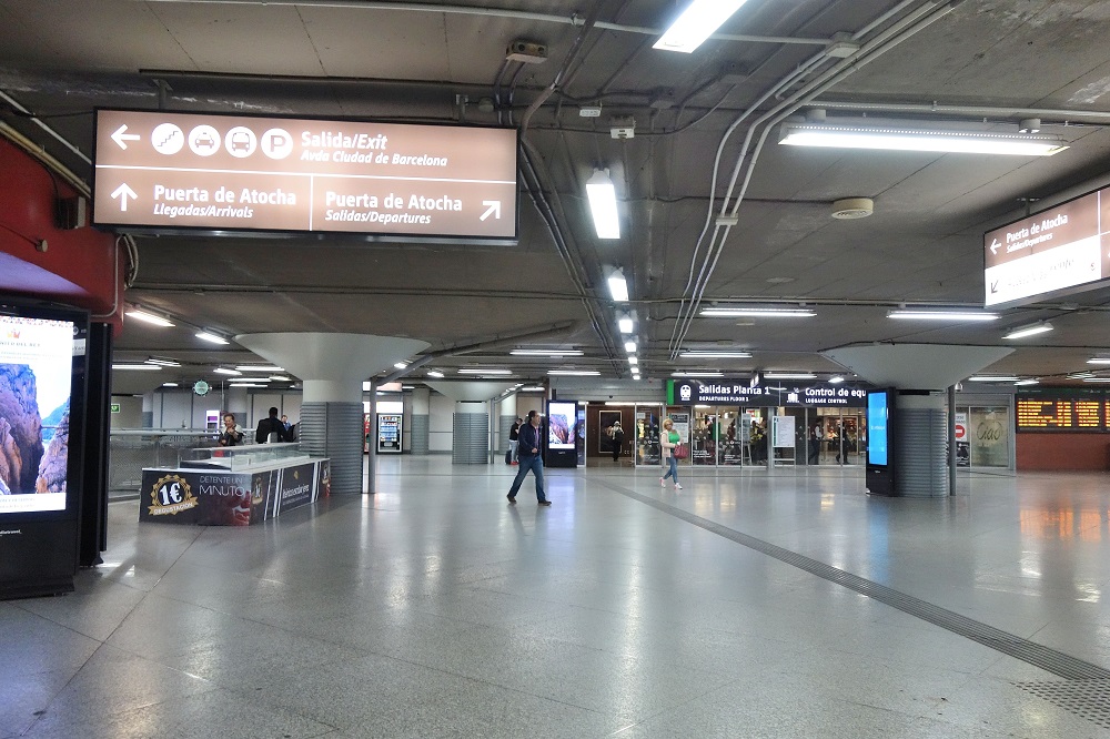 スペイン旅日記5日目マドリードへ移動 バルセロナ→マドリード loco