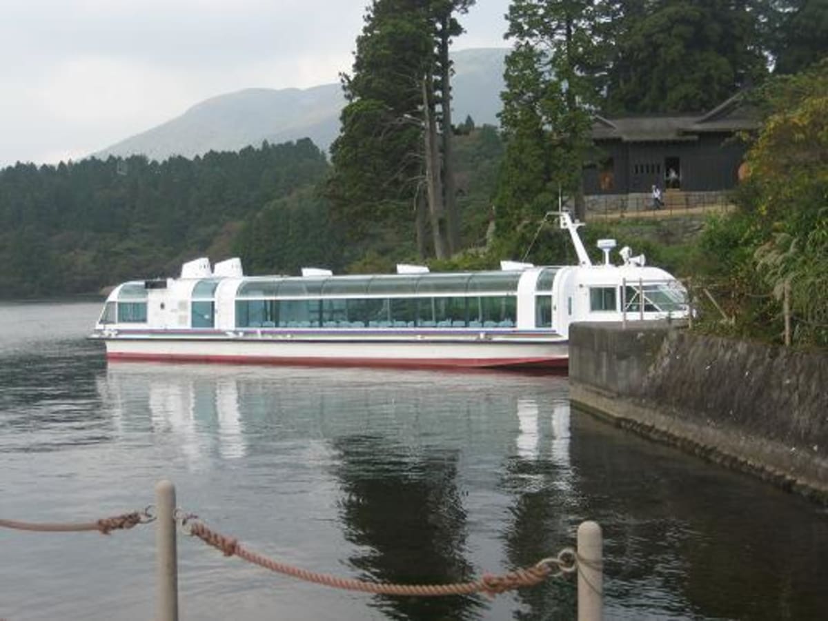 芦ノ湖遊覧船 富士急行ニッポン旅マガジン