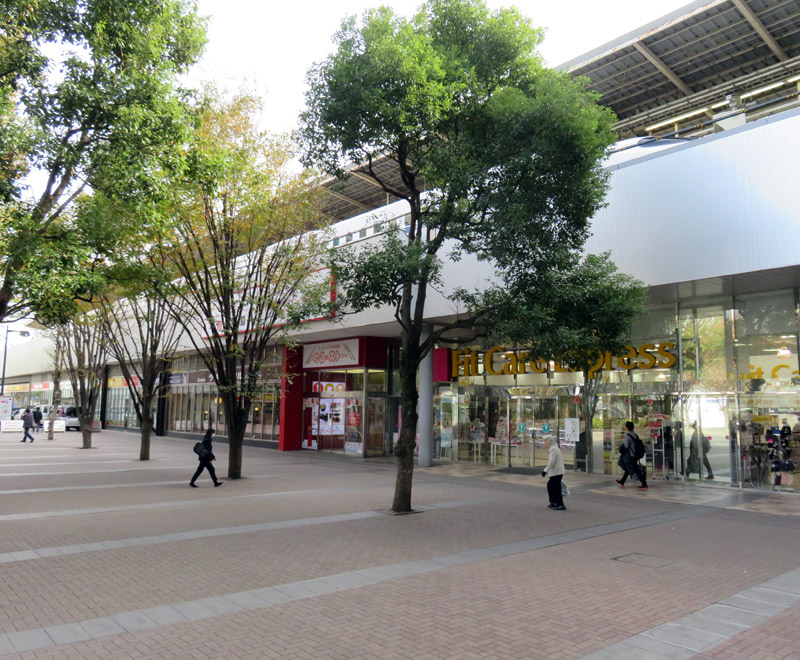 日産スタジアムや横浜アリーナの最寄り駅、新横浜駅周辺の高速バス乗り場をガイド！ コインロッカーなど周辺施設も紹介高速バス・夜行バス・バスツアーの旅行・観光メディアバスとりっぷ