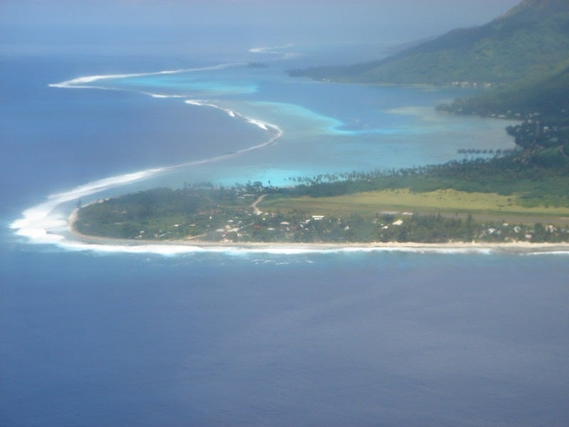 ボラボラ島からモーレア島へ移動今は旅行が趣味です
