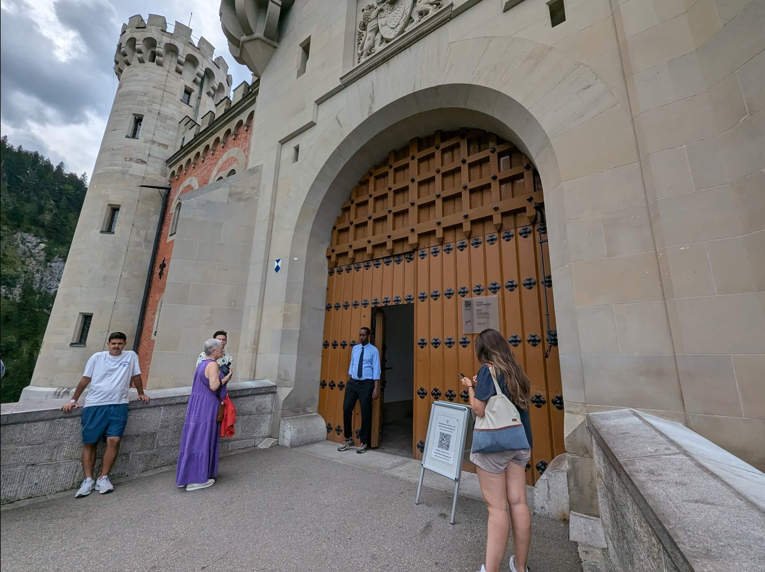 ドイツ ミュンヘンからノイシュバンシュタイン城への行き方Arisa Reisen