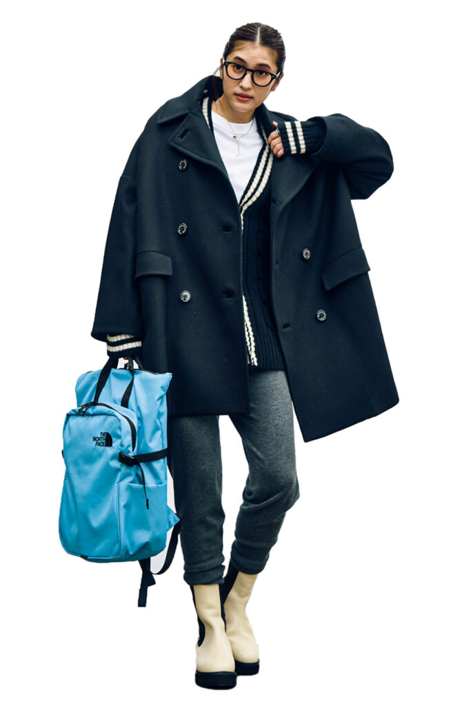 オシャレなリュックが続々！通勤も旅行も頼れる大人の「リュックコーデ」6選CLASSY. クラッシィ