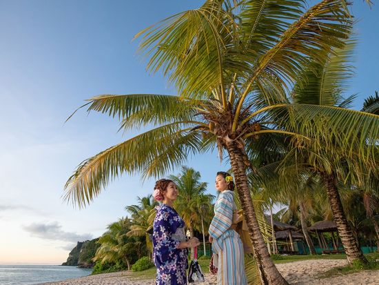 恋人岬-グアムで新婚旅行のウェディングフォトYNS WEDDING