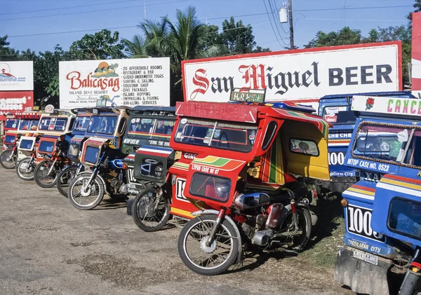 トライシクルとトゥクトゥクの違い✿Sea Lion