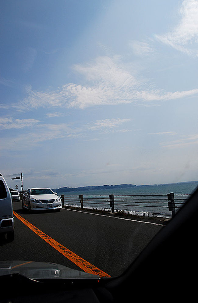 秋の湘南海岸・七里ヶ浜あたり・江ノ島電鉄が走ってた - 比企の丘
