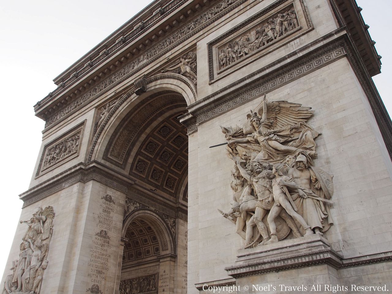 LOVETABI旅に恋する情報マガジン 近くで見ないともったいない！美しすぎるパリ凱旋門の魅力