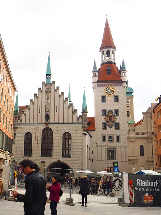 ミュンヘン 新市庁舎の仕掛け時計 写真素材2264563- フォトライブラリ