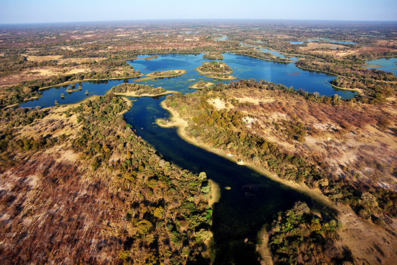 ボツワナ 世界遺産”オカバンゴ・デルタ”を空から眺める！ 2018年9月1日