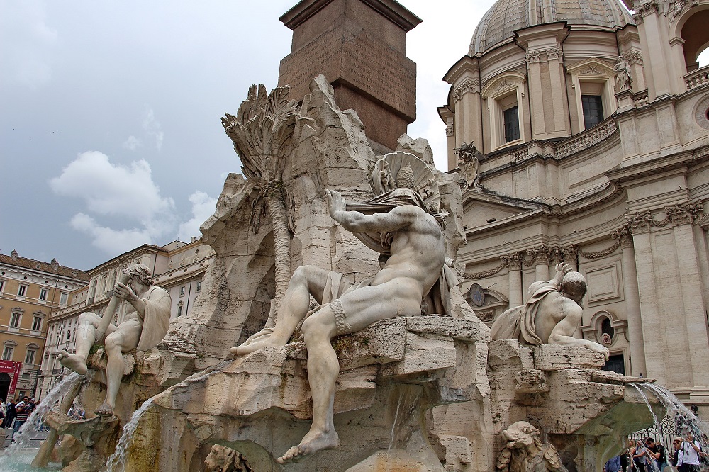 ローマの噴水物語MyEdition旅に恋する女性のためのスタイルメディア