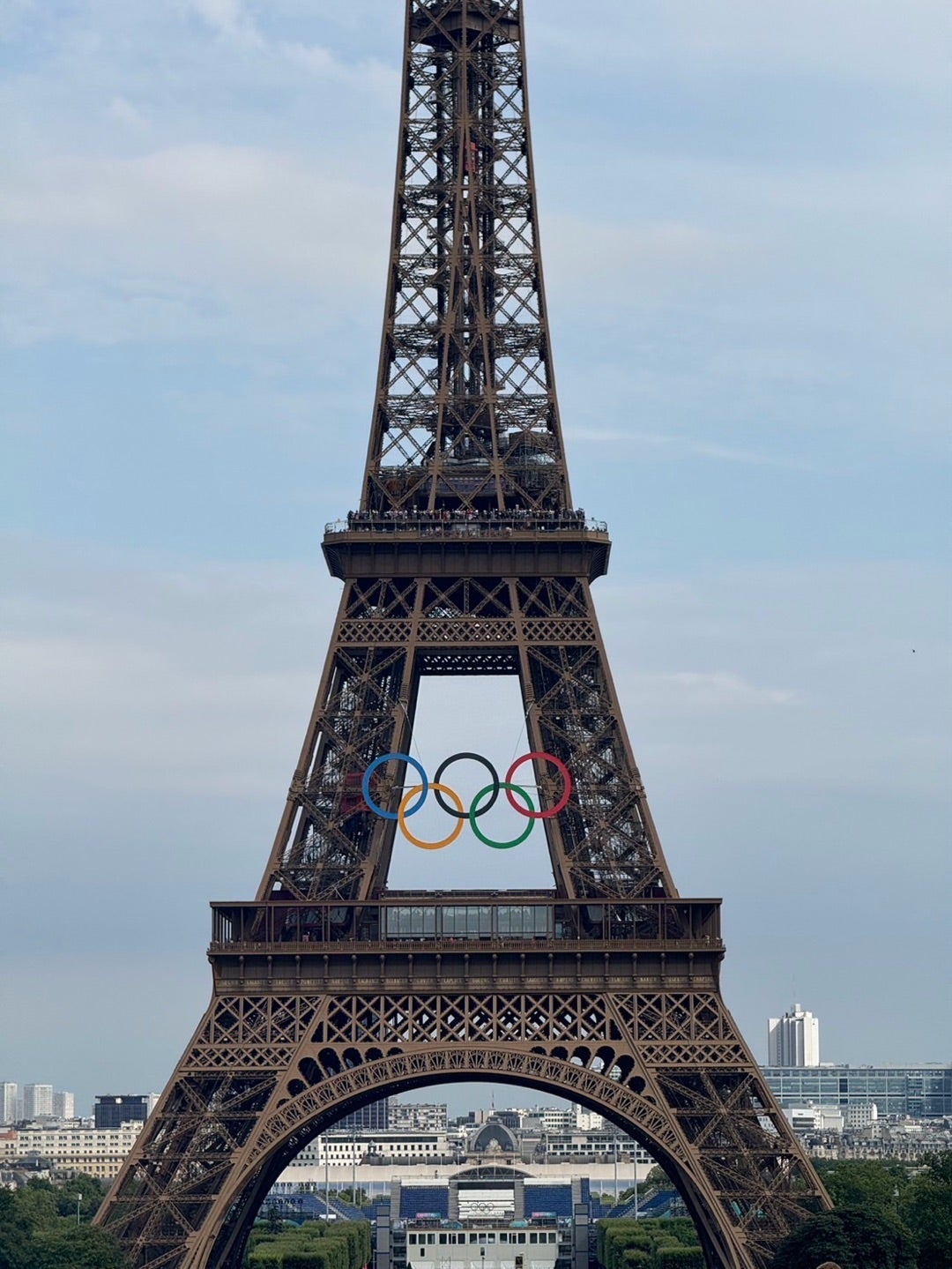 フランス パリ エッフェル塔観光：高さ、特徴、みどころ紹介！おすすめの撮影スポット情報もるるぶ+