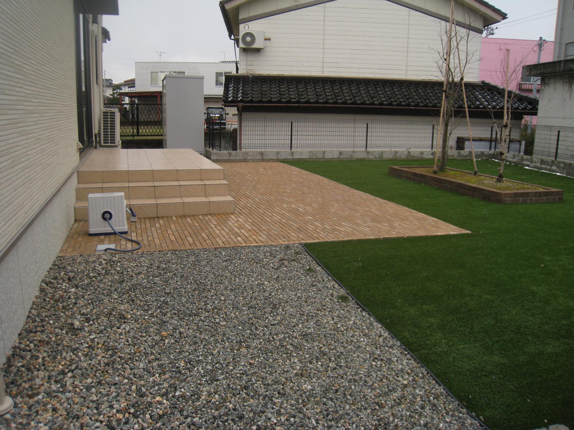 おしゃれな庭でできるバーベキュー！デザイン30レイアウト例を画像で紹介 - エクステリアのある暮らしブログ