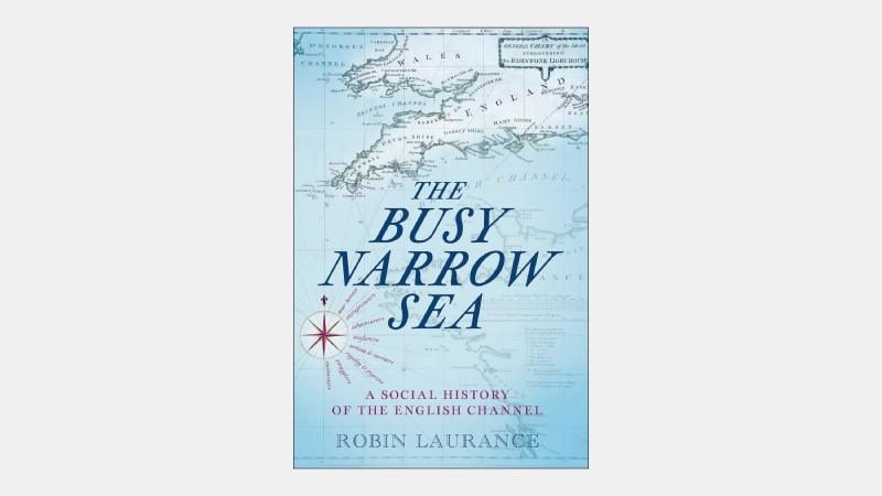 念願の！ドーバー海峡！！🌊 電車で行ってきました。 当時ウリナリのドーバー海峡横断部を夢中で観ていた者の1人なので、イギリスに住んだからにはいつかこの目で見てみたかった。海の向こう側にうっすらとフランスが見えて 最後の動画 、あぁこの海を彼らは
