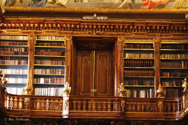 ストラホフ修道院図書館 チェコ プラハ205744624