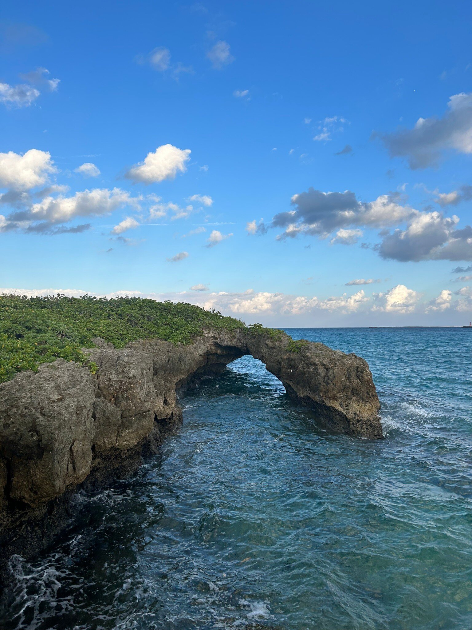 パイナガマ海空すこやか公園 - 沖縄県宮古島市