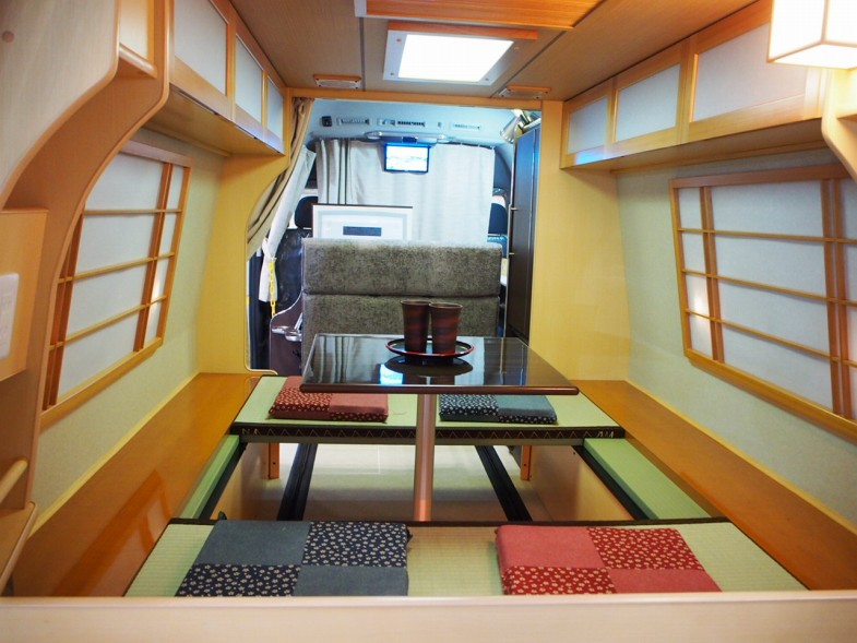 キャンピングカーの居住性は内装にあり！自作におすすめのベース車両とは中古車の ネクステージ