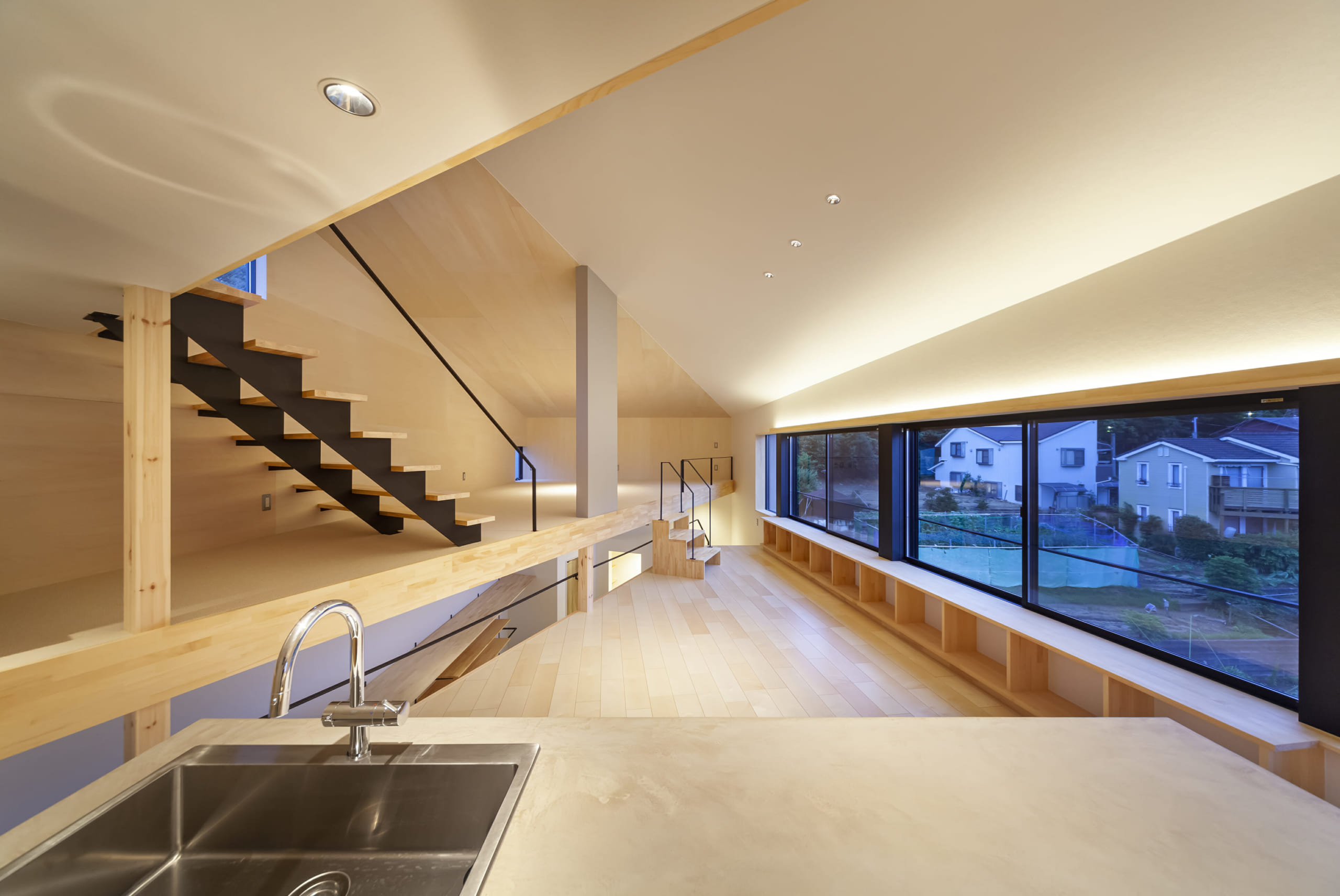 渡邊洋治 最後の作品「斜めの家」保存活用へCFスタート！上越妙高タウン情報