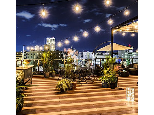 Vol.06 潜入！ お料理好きが集まるルーフバルコニー・パーティー週末バルコニー探訪クレガーレ 積水化学のバルコニー タイルで楽しむマンションライフ