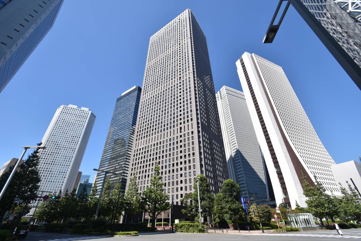 新宿の高層ビル CHSいろいろサイト