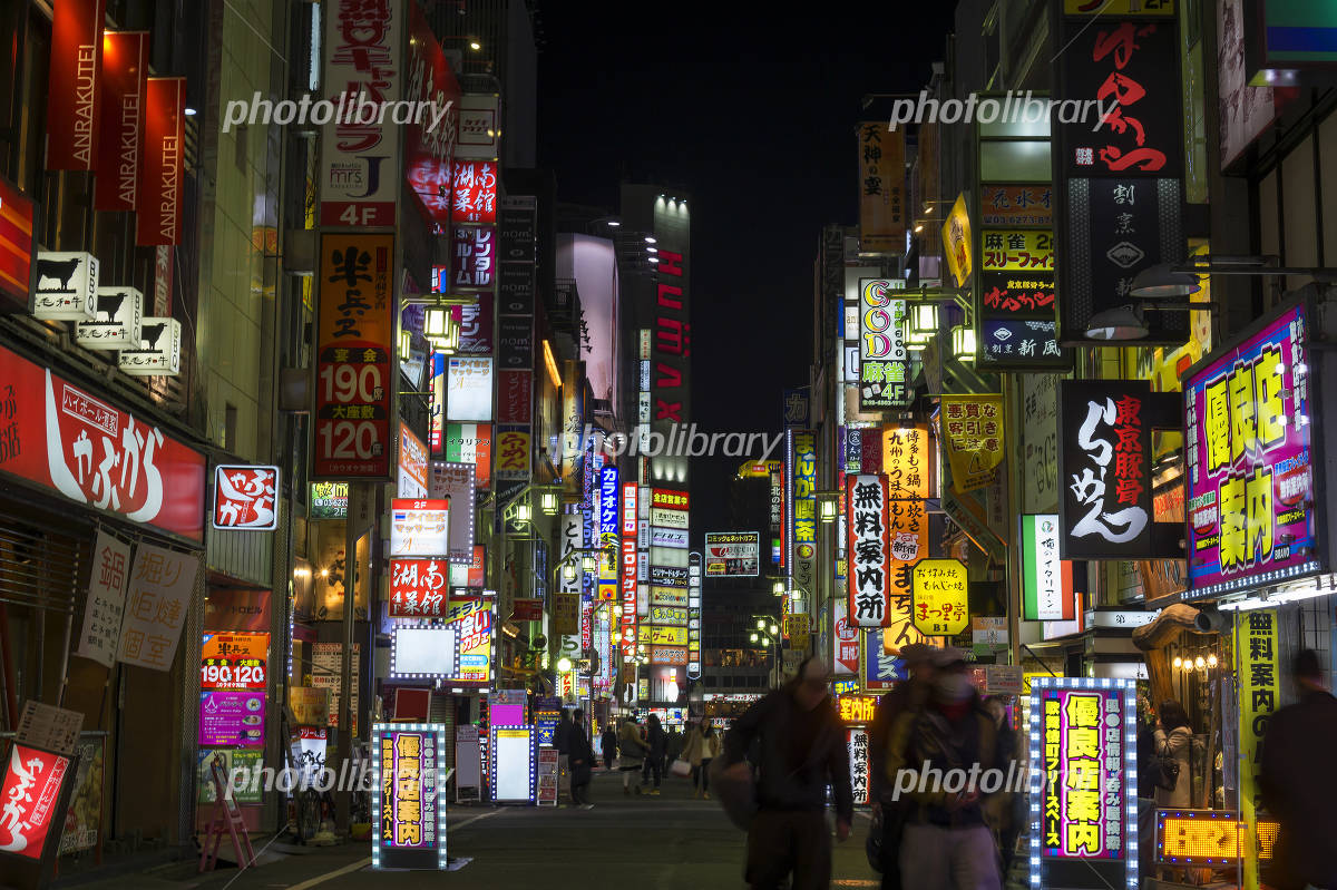 歌舞伎町のカオスを味わい尽くすアートナイト「BENTEN 2024」レポート -
