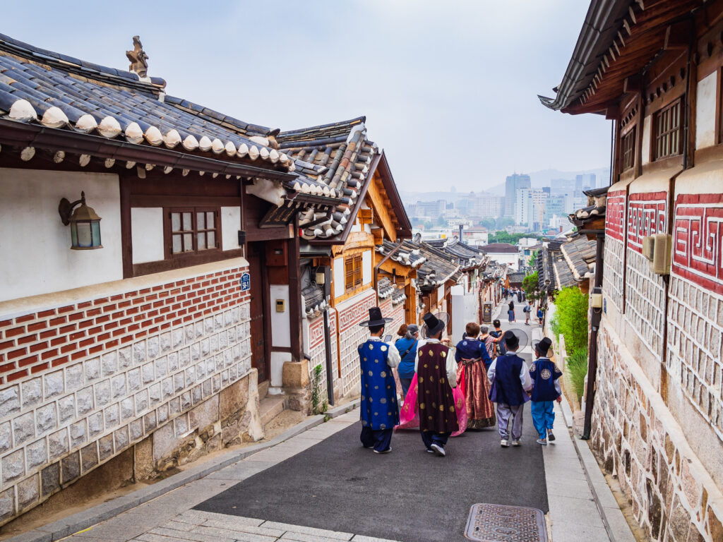 韓国旅行2025 韓国安国・北村韓屋村・三清洞「1日で3エリアを巡る徒歩圏」観光案内！グルメ・カフェ·歩きガイドまで徹底解説
