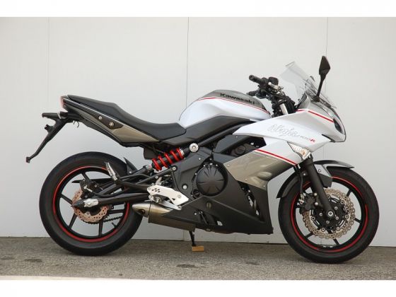 女優・黒谷友香さん 25年の乗馬で培った美ボディ！特別カット集美ST ONLINE