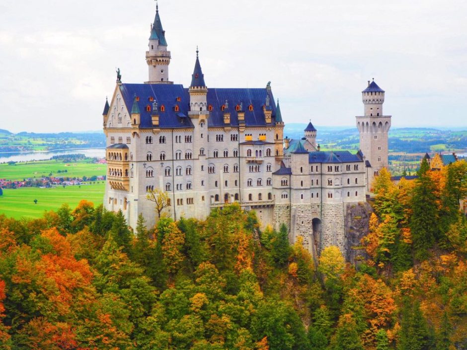ミュンヘン：半日優先入場ノイシュヴァンシュタイン城ツアーGetYourGuide