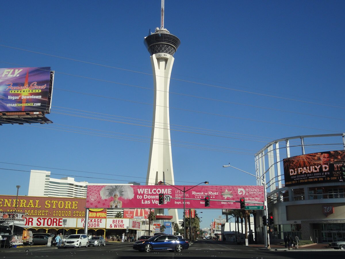 CNタワー トロント大人気 絶景展望台の見どころ！ -