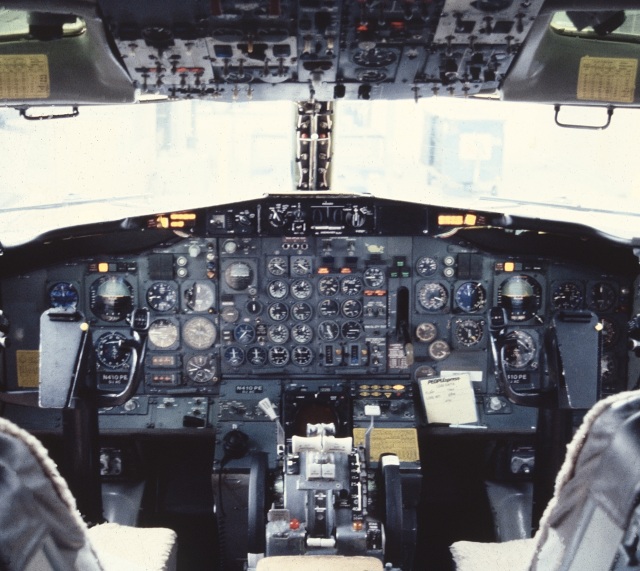 ニューアーク空港を丸ごと解説！初心者も安心！ターミナル間の移動やマンハッタンへのアクセスもNEWT ニュート