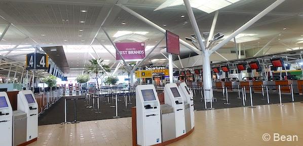 CNS空港マップ - ケアンズ国際空港ターミナルマップ＆ナビゲーションガイド