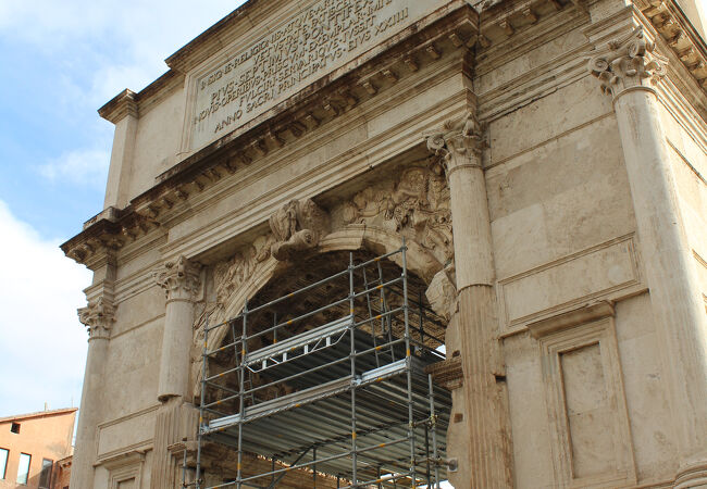 コンスタンティヌスの凱旋門イタリア の建築 世界建築巡り