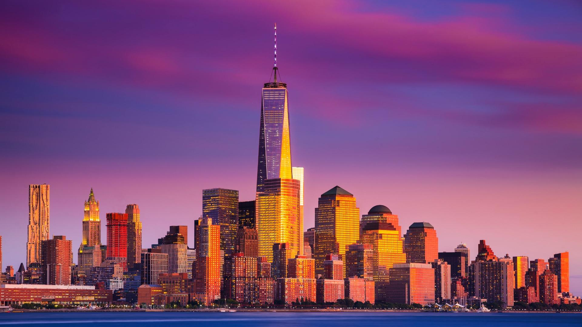 BIGによる、ニューヨークの超高層ビル「ザ・スパイラル」。ハイラインパーク近くの高さ約300m越の建築。公園の緑との接続と垂直方向への拡張を意図し、緑化したテラスが階段状に連なる構成を考案。オフィスの一部として自然を統合した“現代的なワークプレイス”を作る