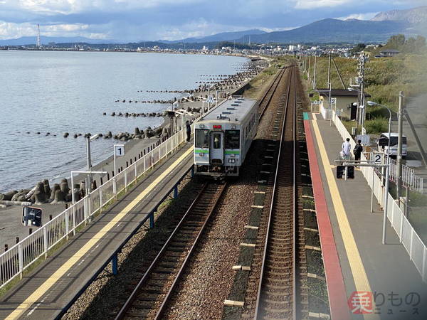 海に近い駅、北舟岡駅と夕暮れの時間。 - おささるろぐ