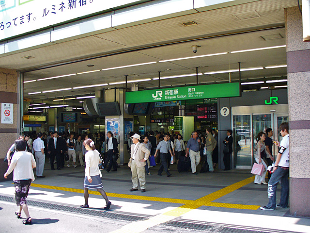 JR新宿駅 エレベーター出入口を解説！ 東南改札・南改札編ベビエレ