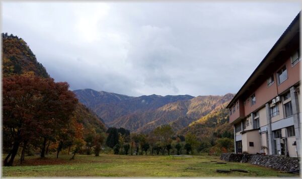 東北のアルプス「飯豊連峰」テント泊縦走＃１ 飯豊山情報・御沢野営場前泊