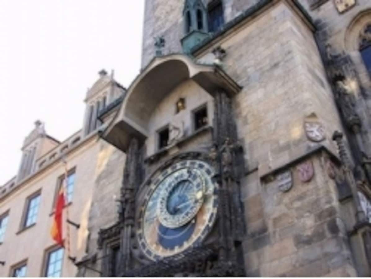 プラハの天文時計 1410年から町市庁舎では第三世界で最も古い 1 つはまだ働いて最古の天文時計の写真素材・画像素材