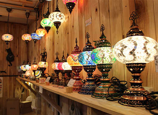 ZAKURO らんぷ家 - 世界に一つだけのオリジナルランプが作れちゃう！トルコのモザイクランプ作り体験RecoSche