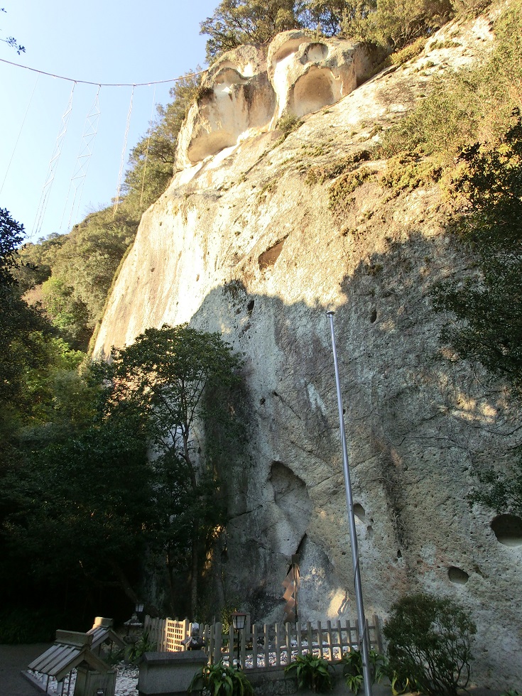 球運上昇」大谷翔平が触れた丸石がパワースポットに 三重・熊野の花の窟神社：中日新聞Web