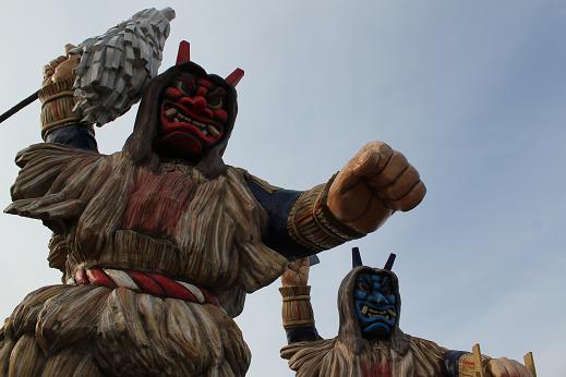 秋田県 男鹿総合観光案内所 なまはげ立像 写真素材5698278-