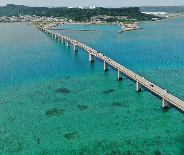 浜比嘉大橋ニッポン旅マガジン