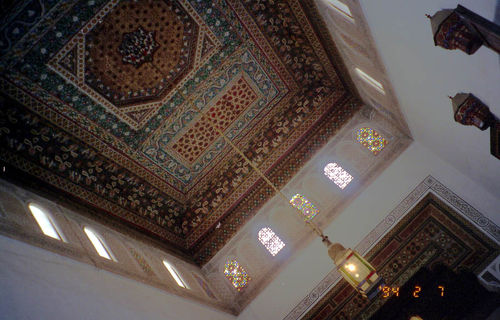 モロッコ旅行 ベストシーズンは11月～3月おすすめの街5選と観光地をご紹介カサブランカ、マラケシュ、シャウエンへツアーでご案内します -クラブログ