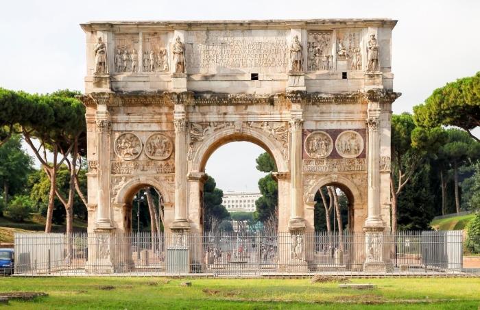 コンスタンティヌス帝の凱旋門ローマ 旅行の観光・オプショナルツアー予約 VELTRA ベルトラ