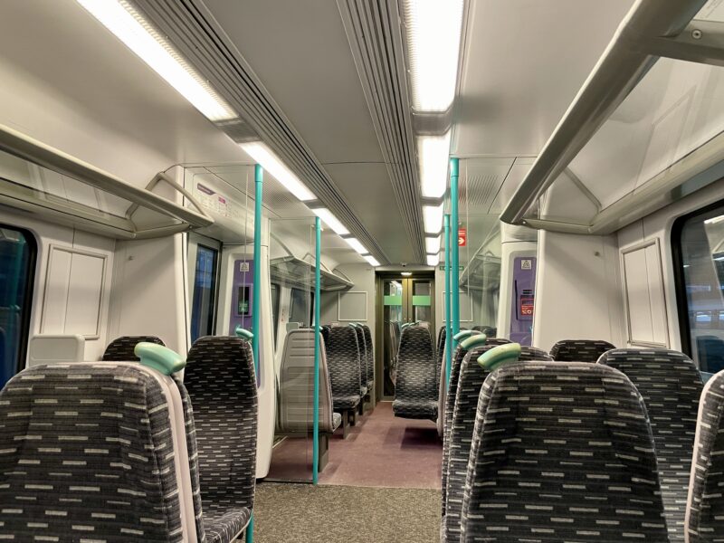 ロンドンのルートン空港と市内へのアクセス - HowTravel