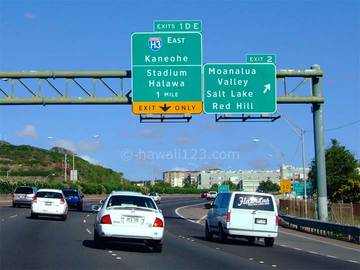 アメリカ高速道路を車での写真素材・画像素材 Image 18346127