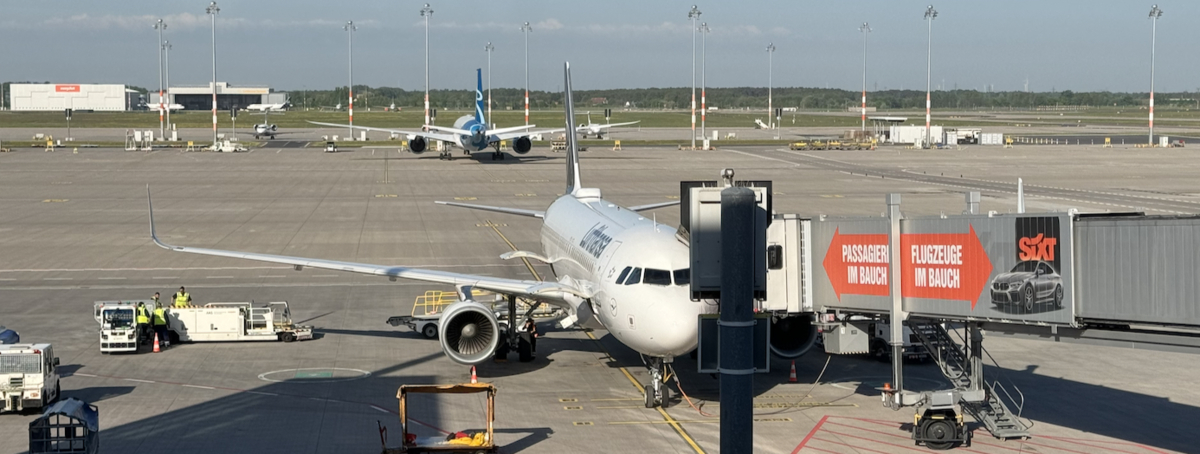 ４日間で３カ国４箇所へ行く欧州弾丸周遊の旅 ベルリンブランデンブルグ空港からフランクフルト空港へ国内線に乗っていきます！ - YouTube