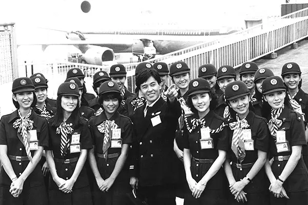 外資系航空会社 CA 乗務員